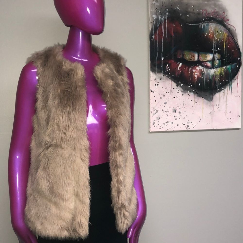 Banana Republic faux fur vest